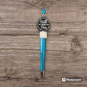 BEADED PEN - Faith Over Fear